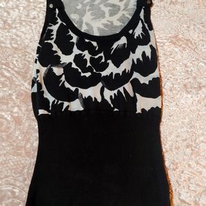 XS white House Black Market knit top